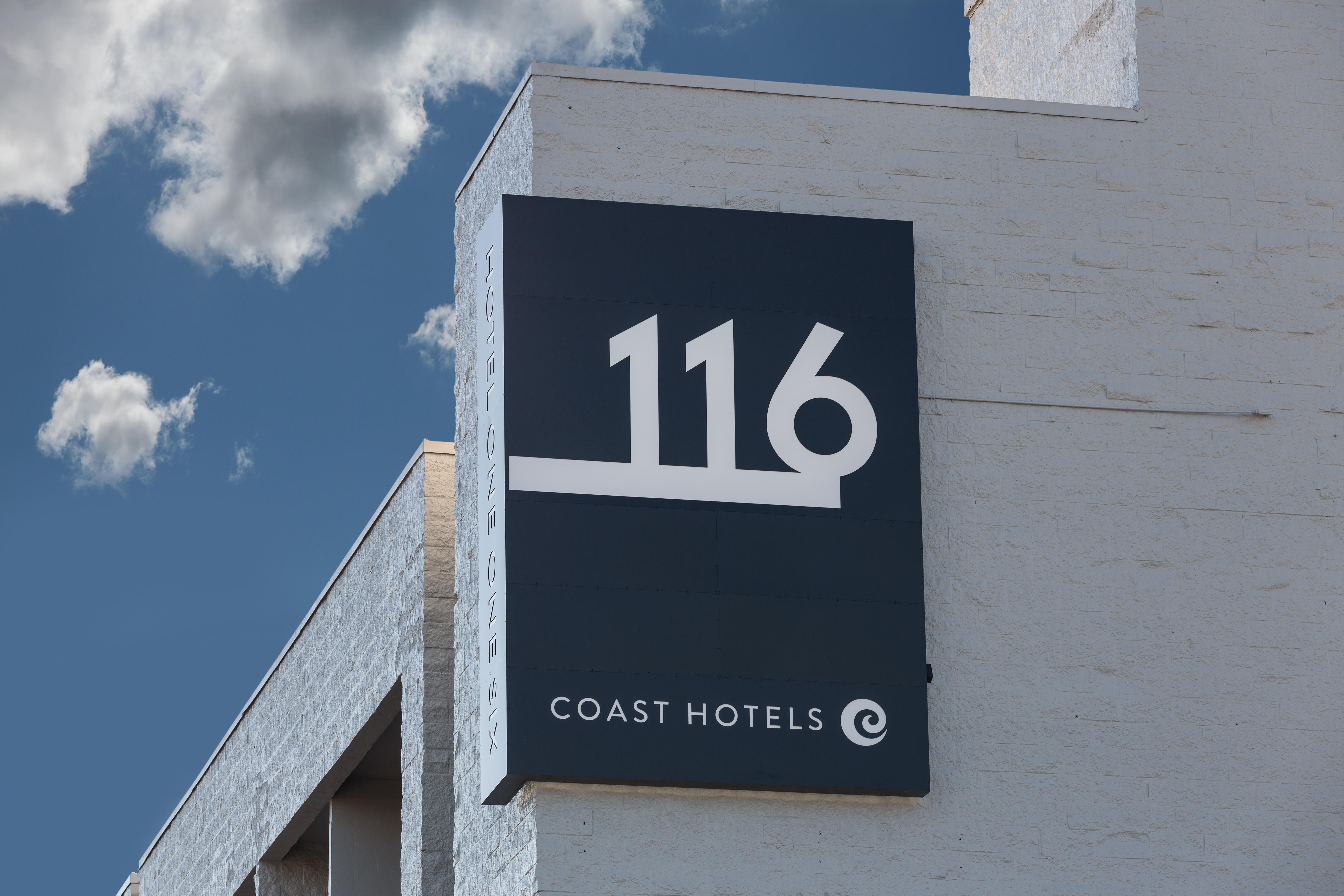 Hotel 116, A Coast Hotel Белвью Экстерьер фото